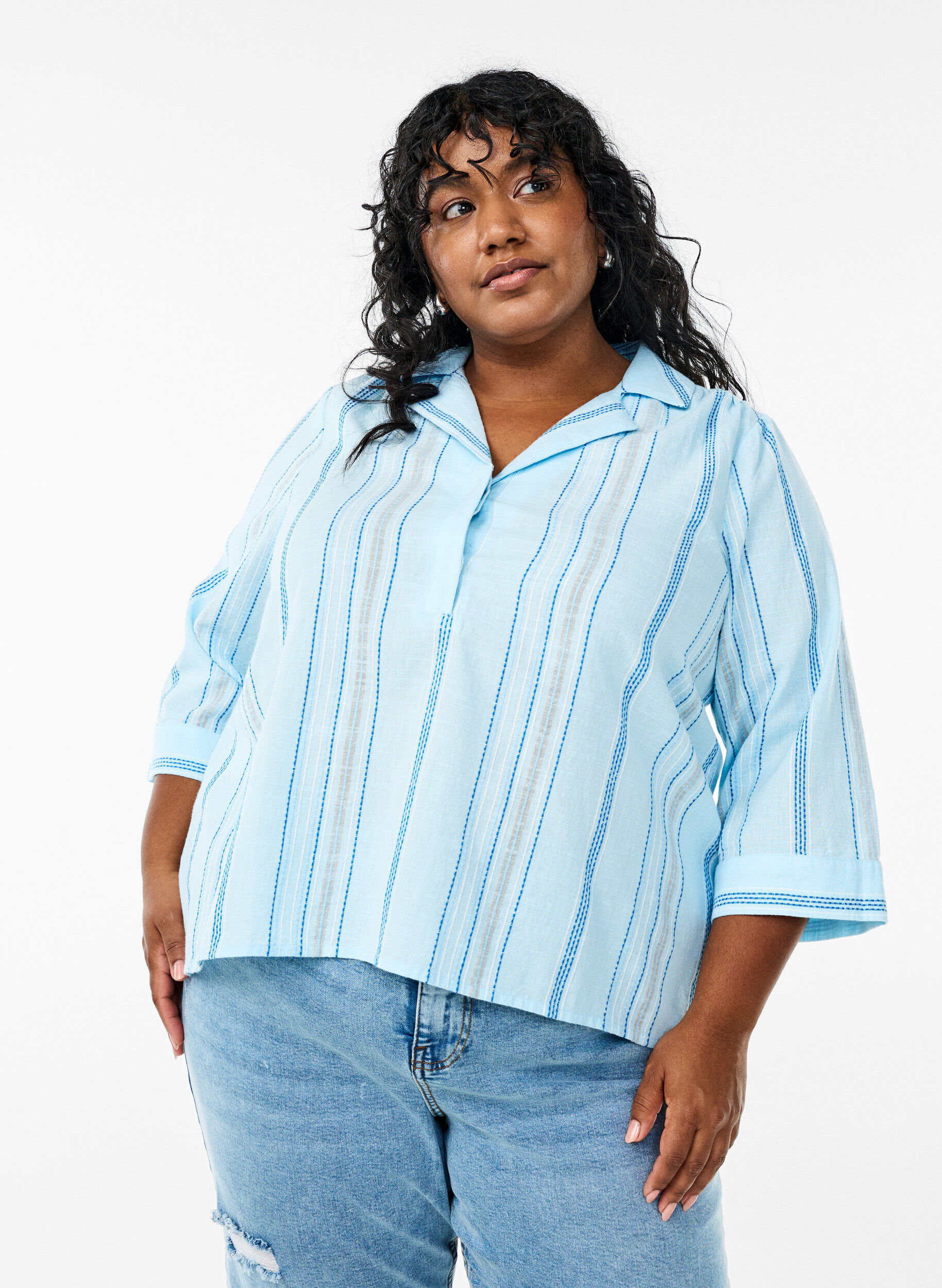 Bluse mit Kragen und 3/4-&Auml;rmeln, Blau, Model