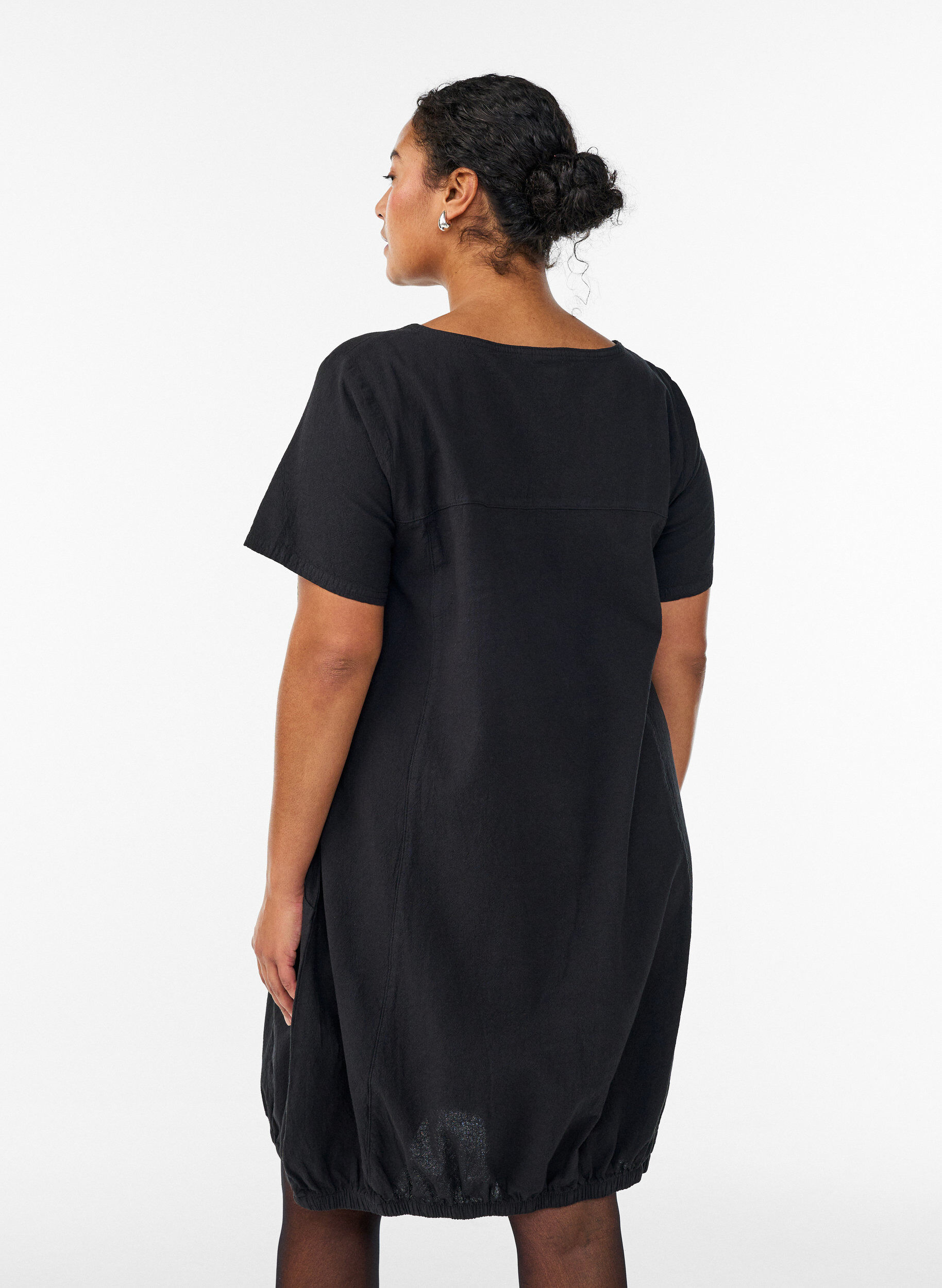 ZizziKurzarm Kleid aus Baumwolle, Schwarz, Model image number 2