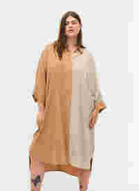Hemdkleid aus Viskose mit 3/4-Ärmeln und Colour-Block, Praline, Model