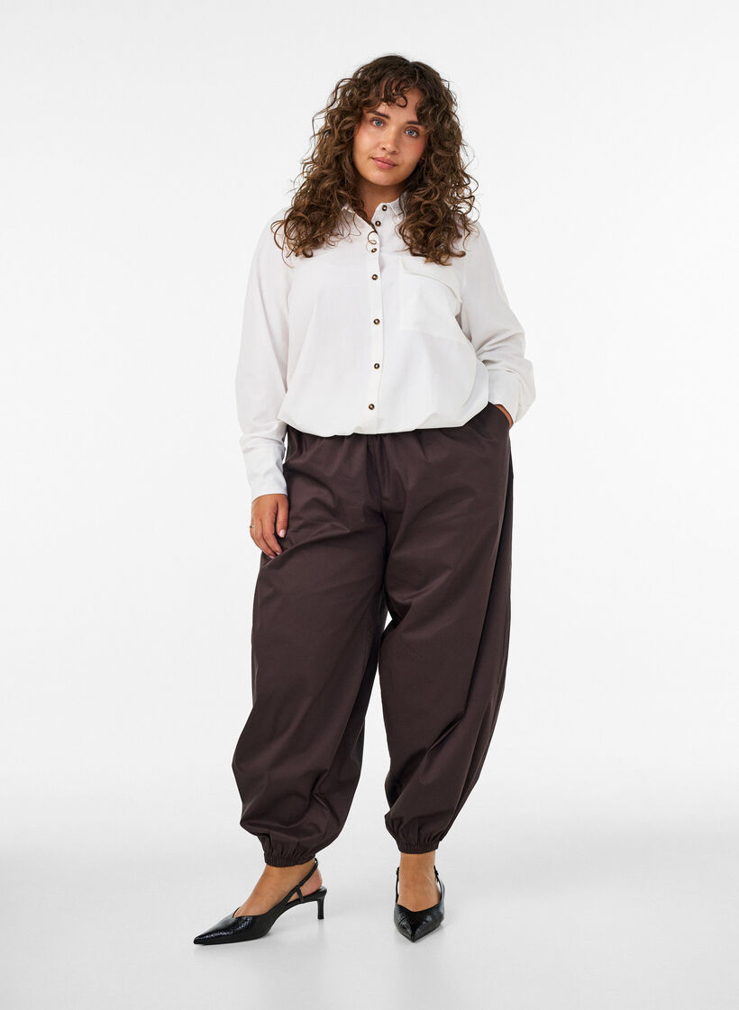 Ballonhose mit Taschen und elastischem Bund, Braun, Model image number 0