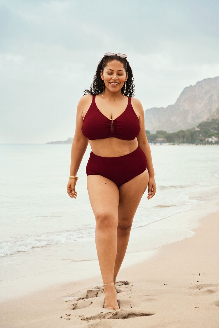 Bikini mit Details, , Model