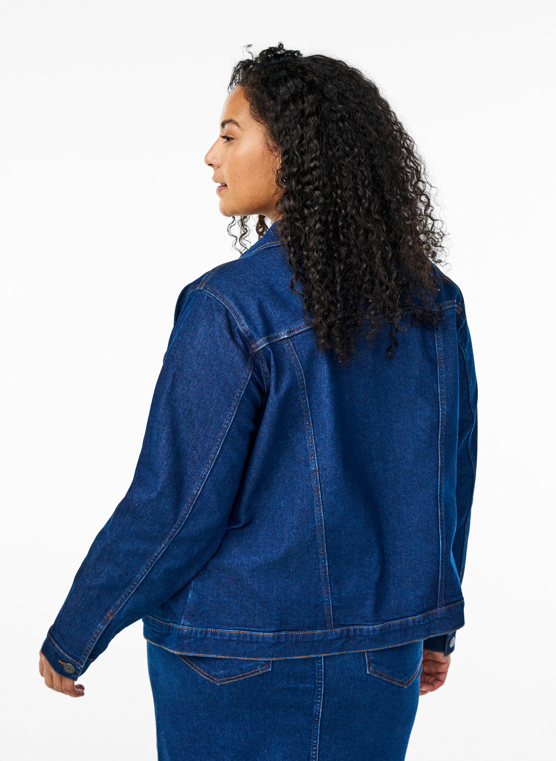 ZizziFLASH - Denim-Jacke aus elastischer Baumwollmischung, Blau, Model image number 2