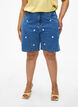 Denim-Shorts mit hoher Taille und mit Herzen bestickt, Blau, Model image number 3