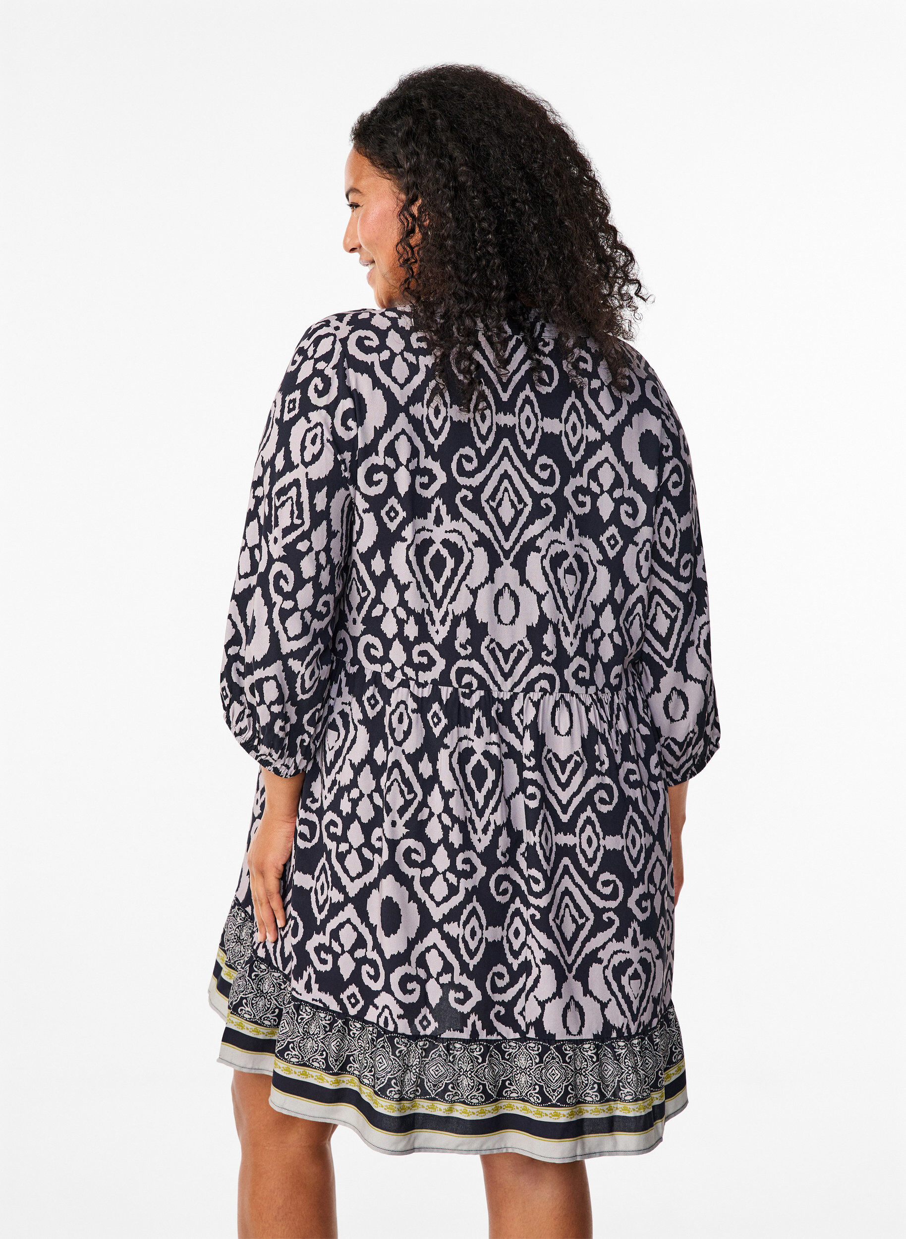 ZizziKurzes Kleid mit Print und A-Form, Black AOP, Model image number 1