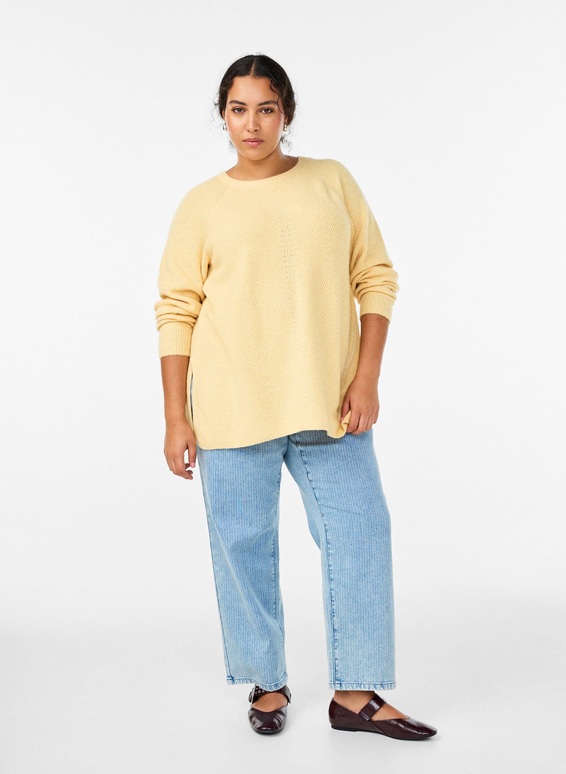 ZizziStrickpullover mit diagonalem Muster und Raglan&auml;rmeln, Gelb, Model image number 1