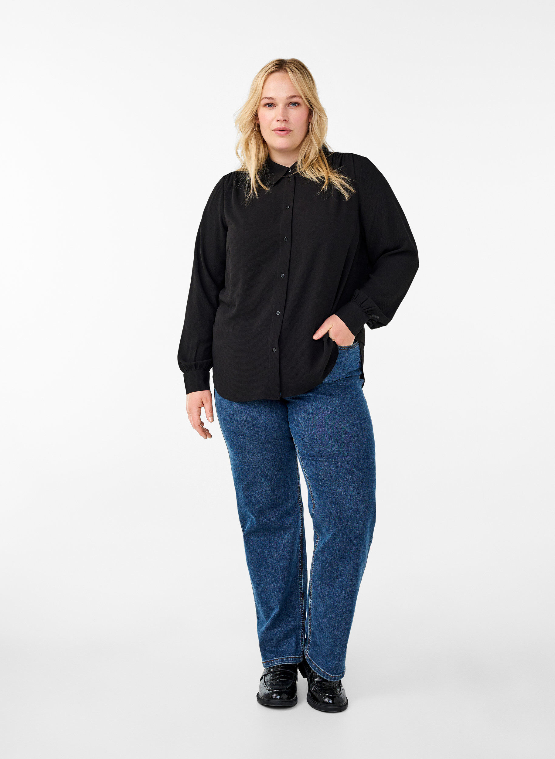 ZizziEinfarbiges Hemd mit Kragen, Black, Model image number 2