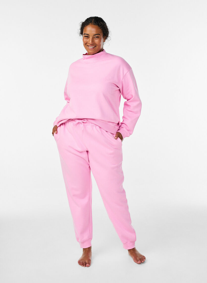 Sweatshirt mit hohem Kragen und langen Ärmeln, Pink, Model image number 1