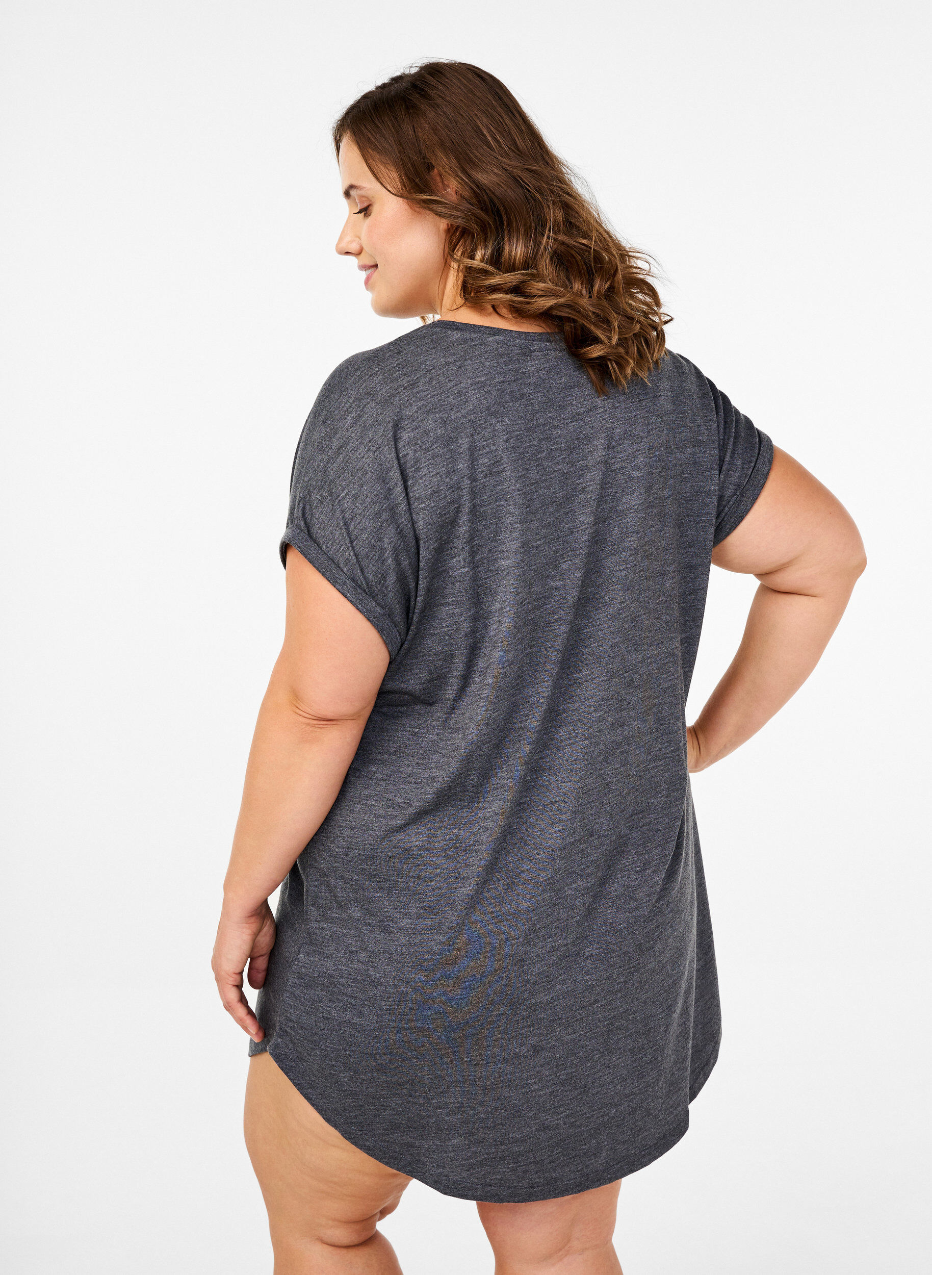 ZizziKurz&auml;rmliges Nachthemd mit Textdruck, , Model image number 2