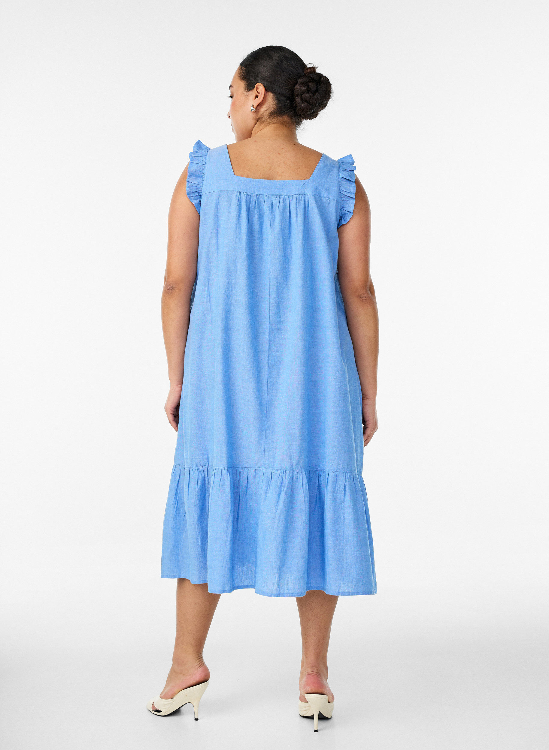 ZizziMidikleid aus Baumwolle mit R&uuml;schendetails, Blau, Model image number 1