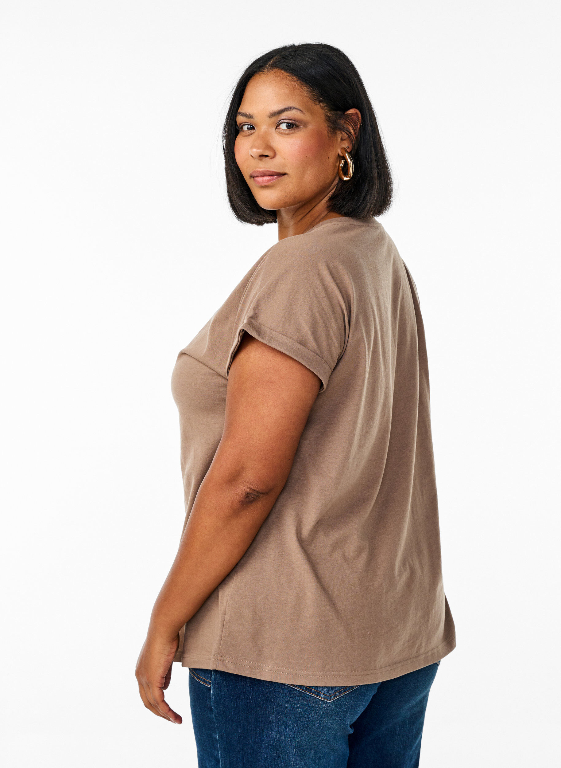 ZizziKurz&auml;rmliges T-Shirt aus einer Baumwollmischung, Braun, Model image number 2