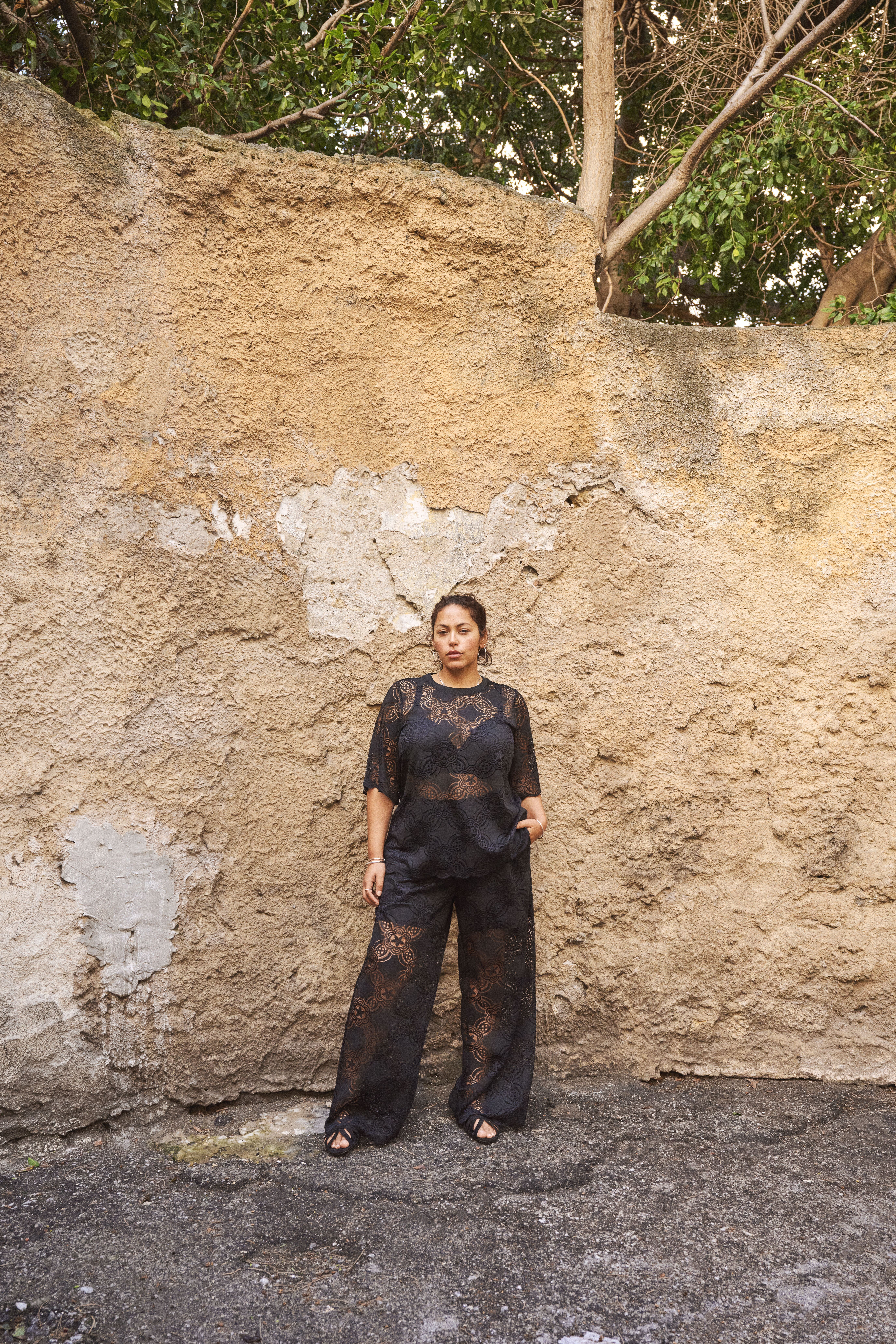 ZizziSchwarzes Spitzen-Set, , Model