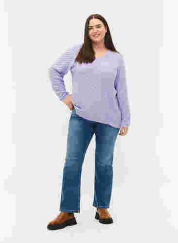 Gemusterte Strickbluse mit V-Ausschnitt, Lavender, Model image number 3