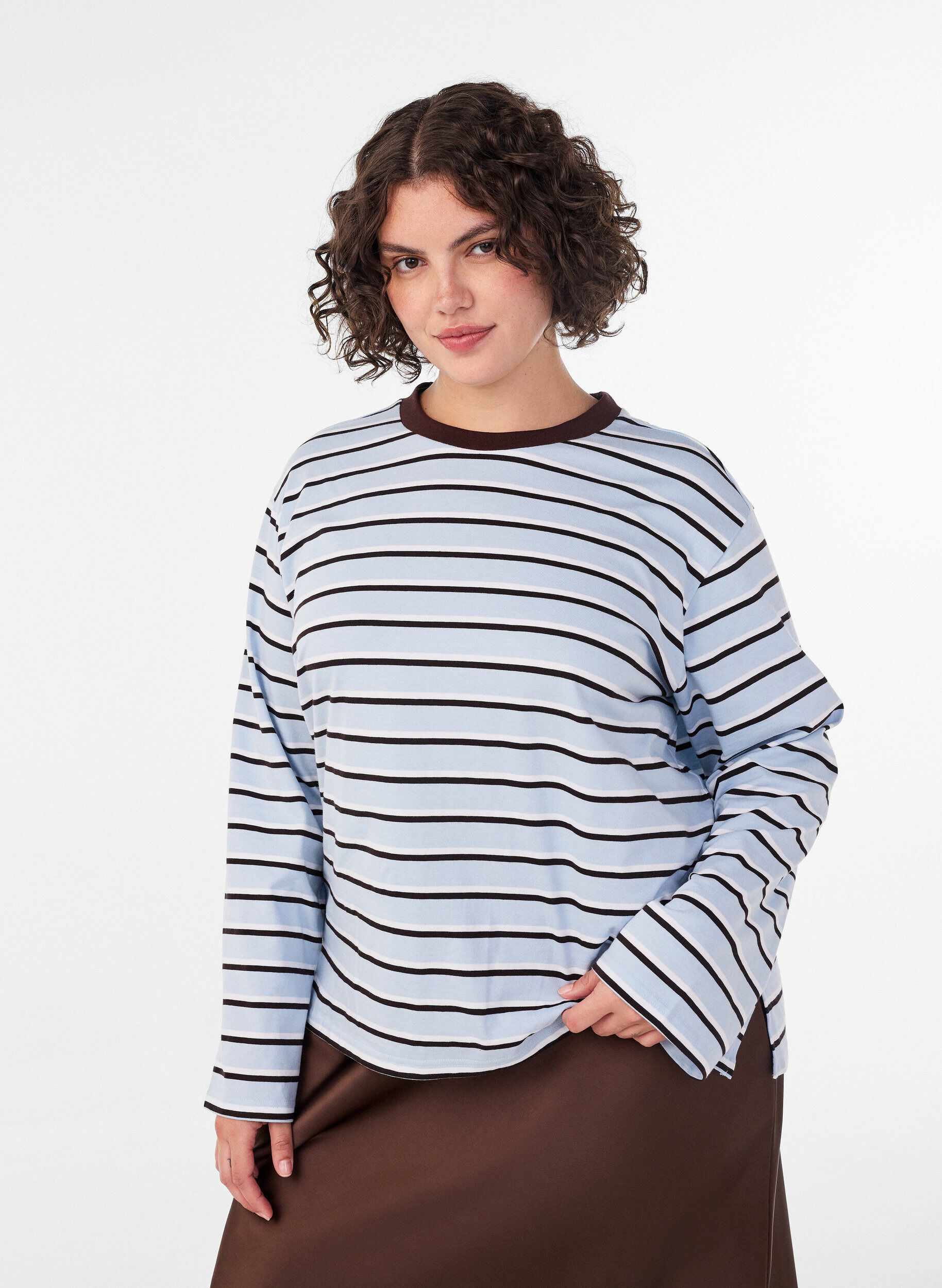 ZizziBasic T-Shirt mit langen &Auml;rmeln, Blau, Model image number 0