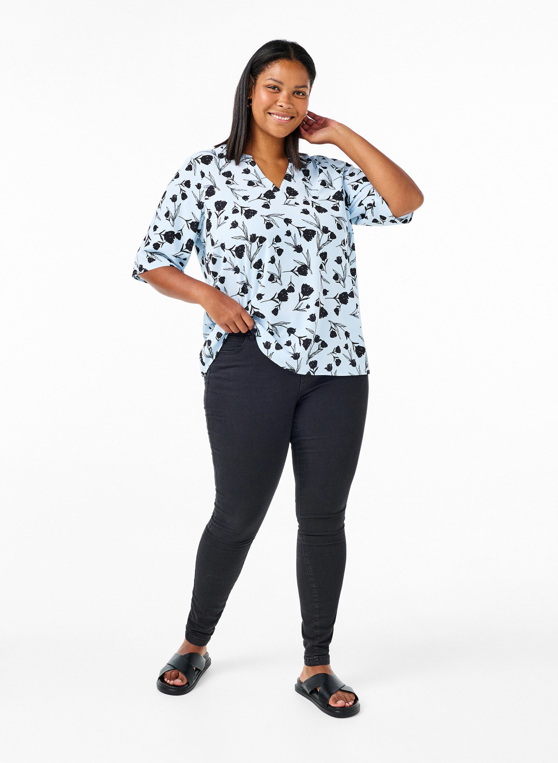 ZizziBluse mit V-Ausschnitt und Blumendruck, Cashmere Blue Flower, Model image number 2