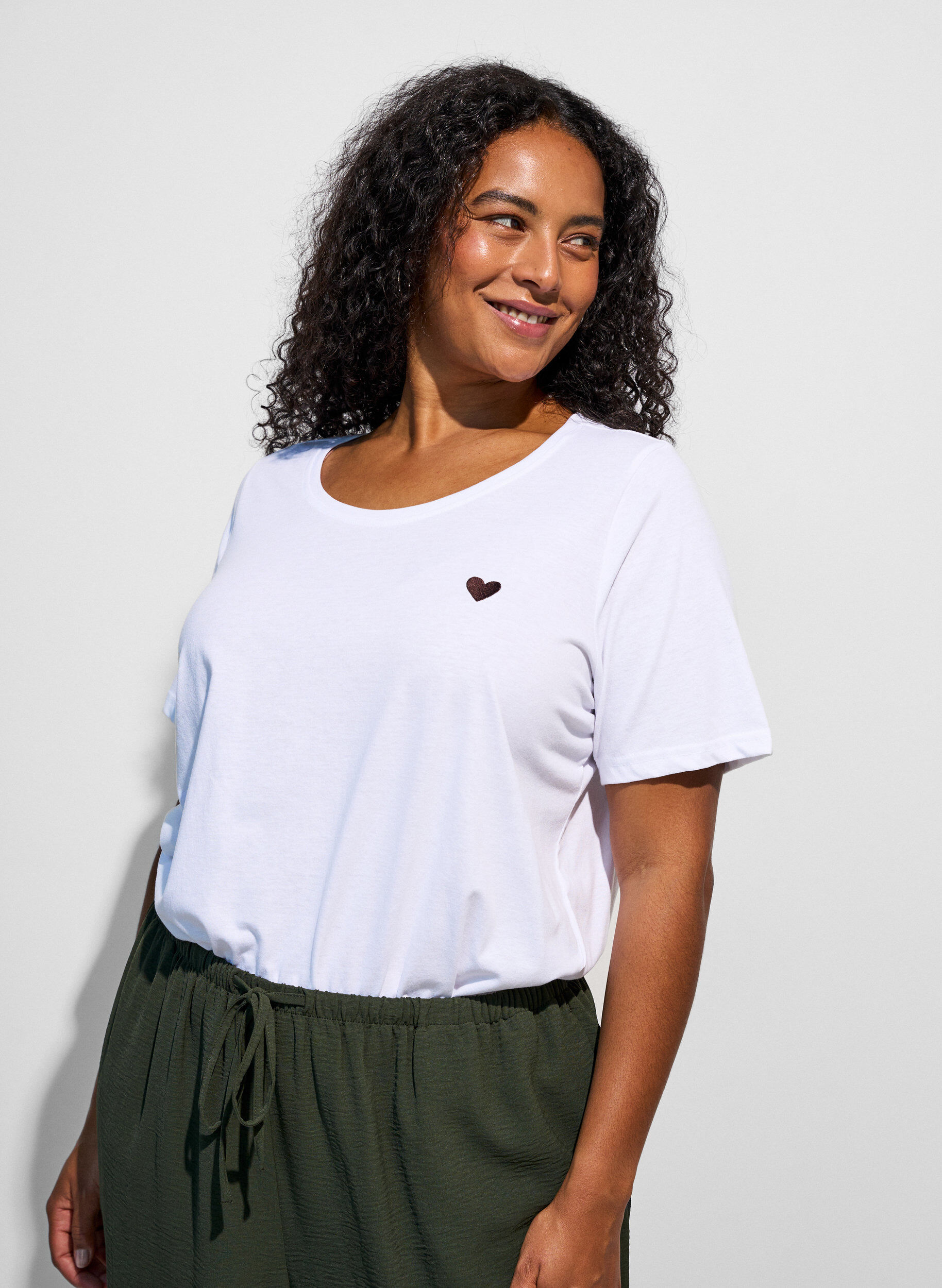 T-Shirt mit Print, Wei&szlig;, Model