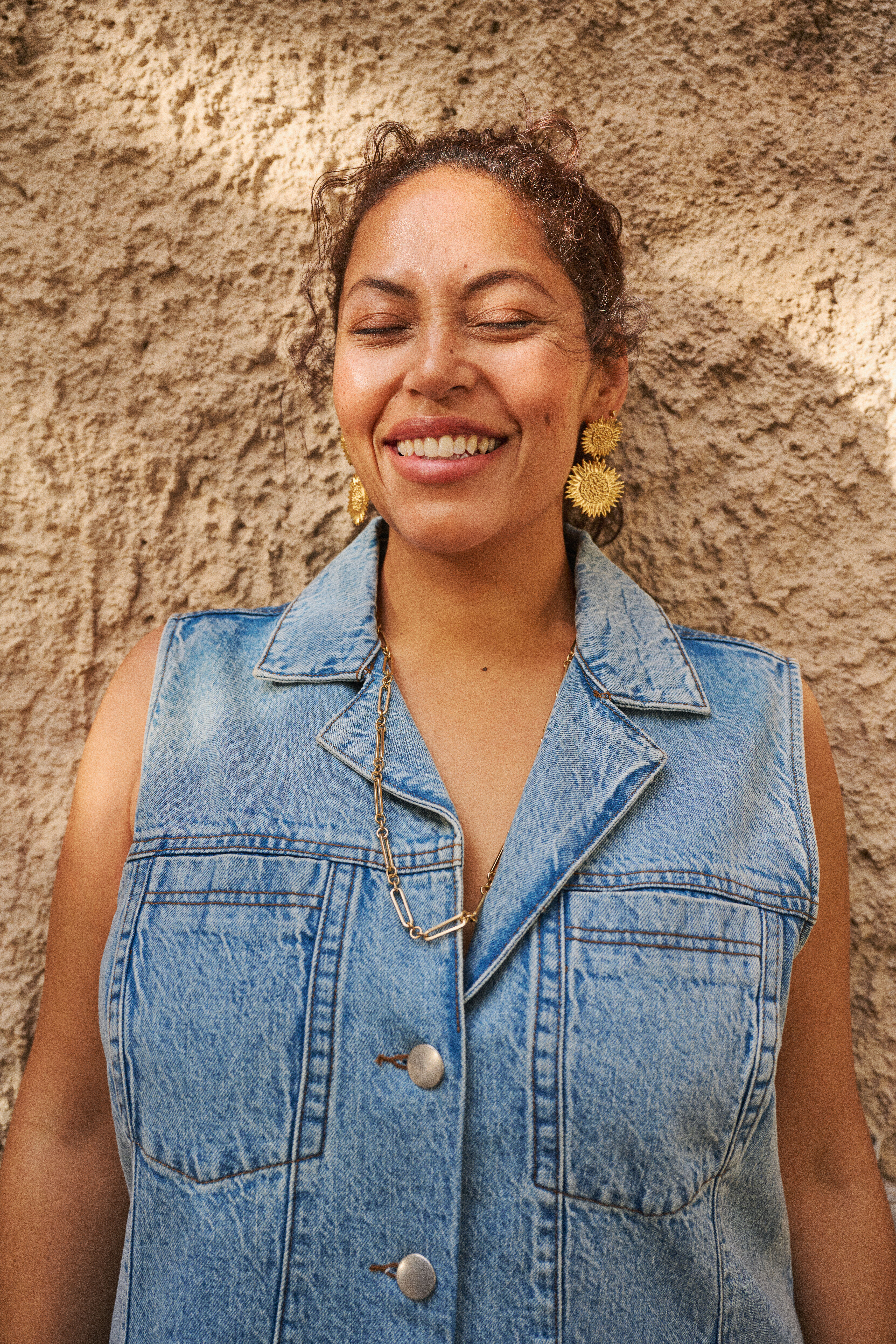 Zizzi&Auml;rmelloses Kleid aus Denim, , Model