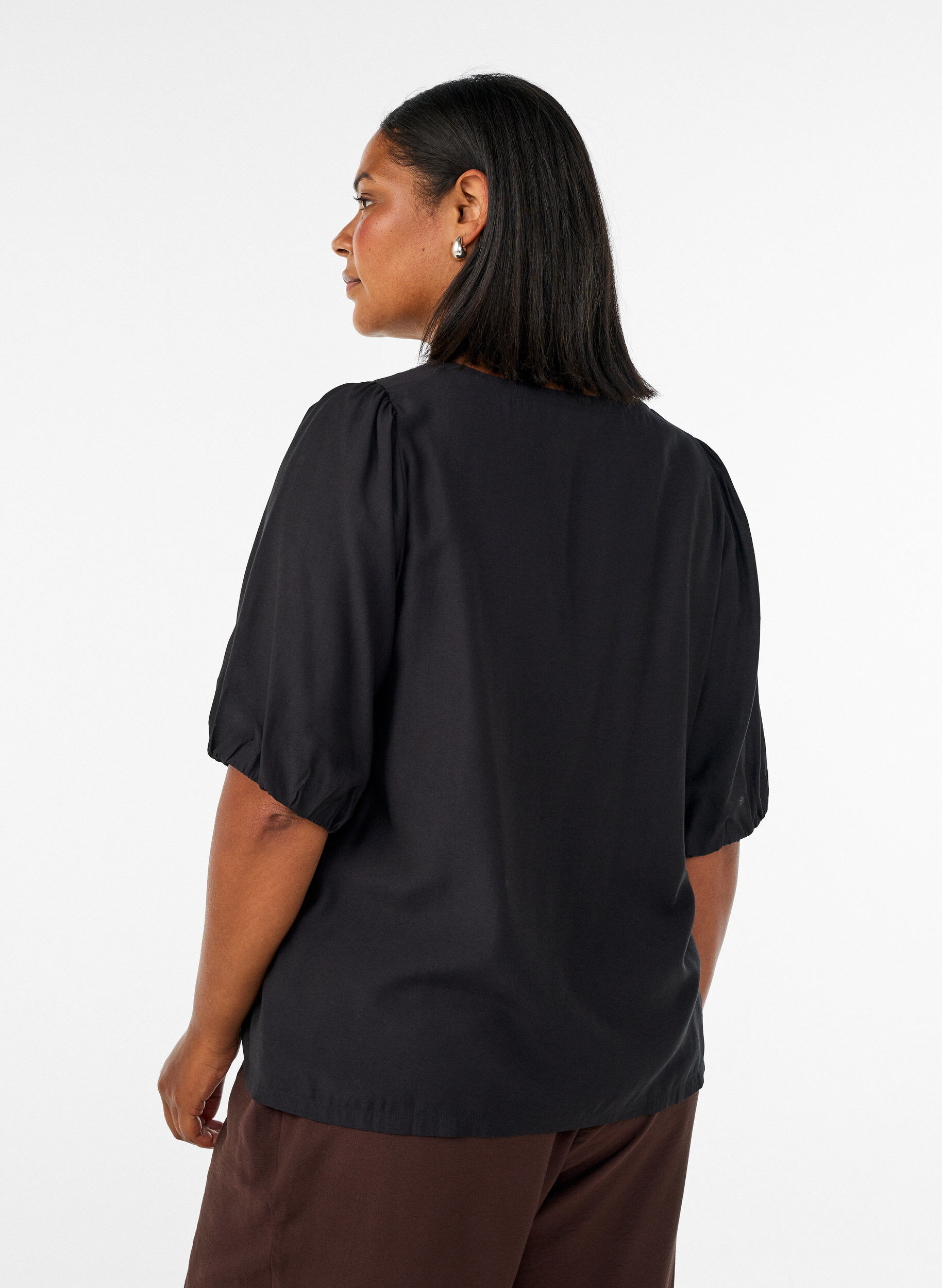 ZizziBluse aus Viskose mit V-Ausschnitt, Schwarz, Model image number 2