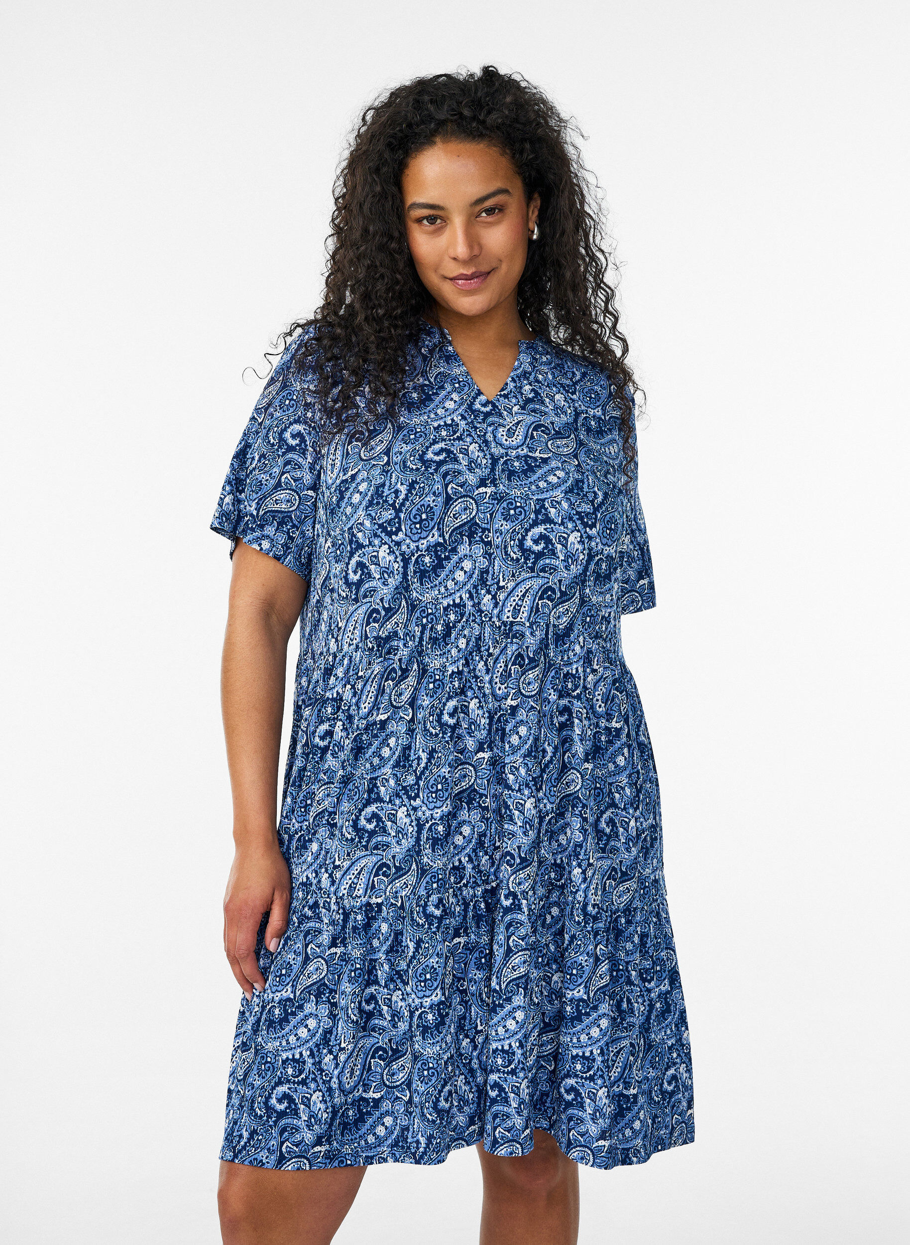 ZizziGemustertes Kleid mit Eins&auml;tzen, Blau, Model image number 0