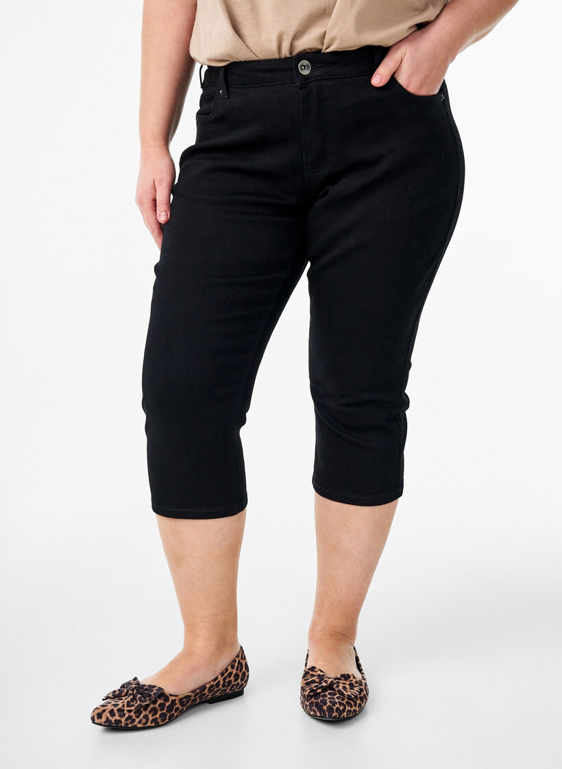 Emily slim fit Denim-Caprihose, Schwarz, Model image number 2