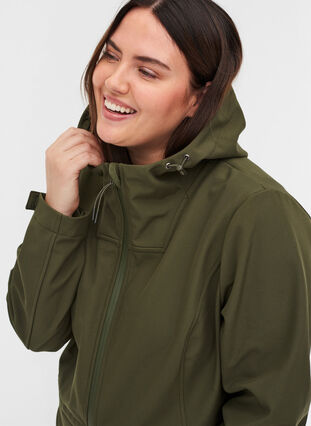 Softshell-Jacke mit Kapuze und verstellbarer Taille, Forest Night, Model image number 2
