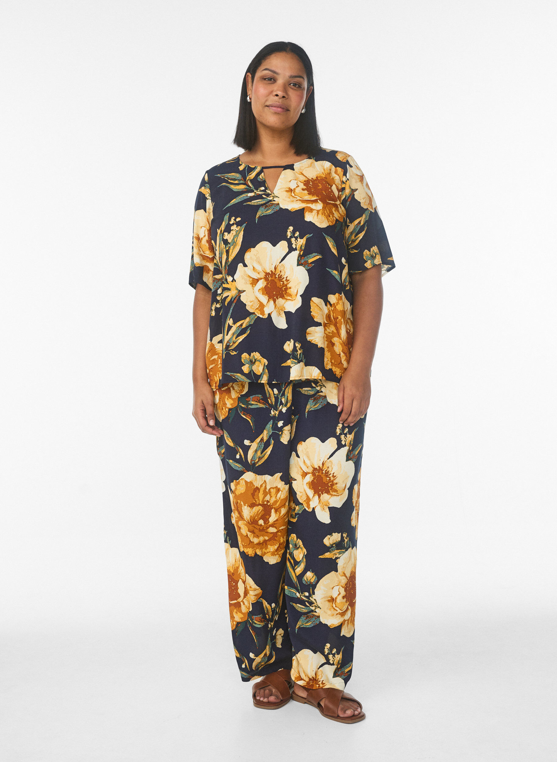 ZizziKurz&auml;rmelige Bluse aus Viskose mit Print, Blau, Model image number 1