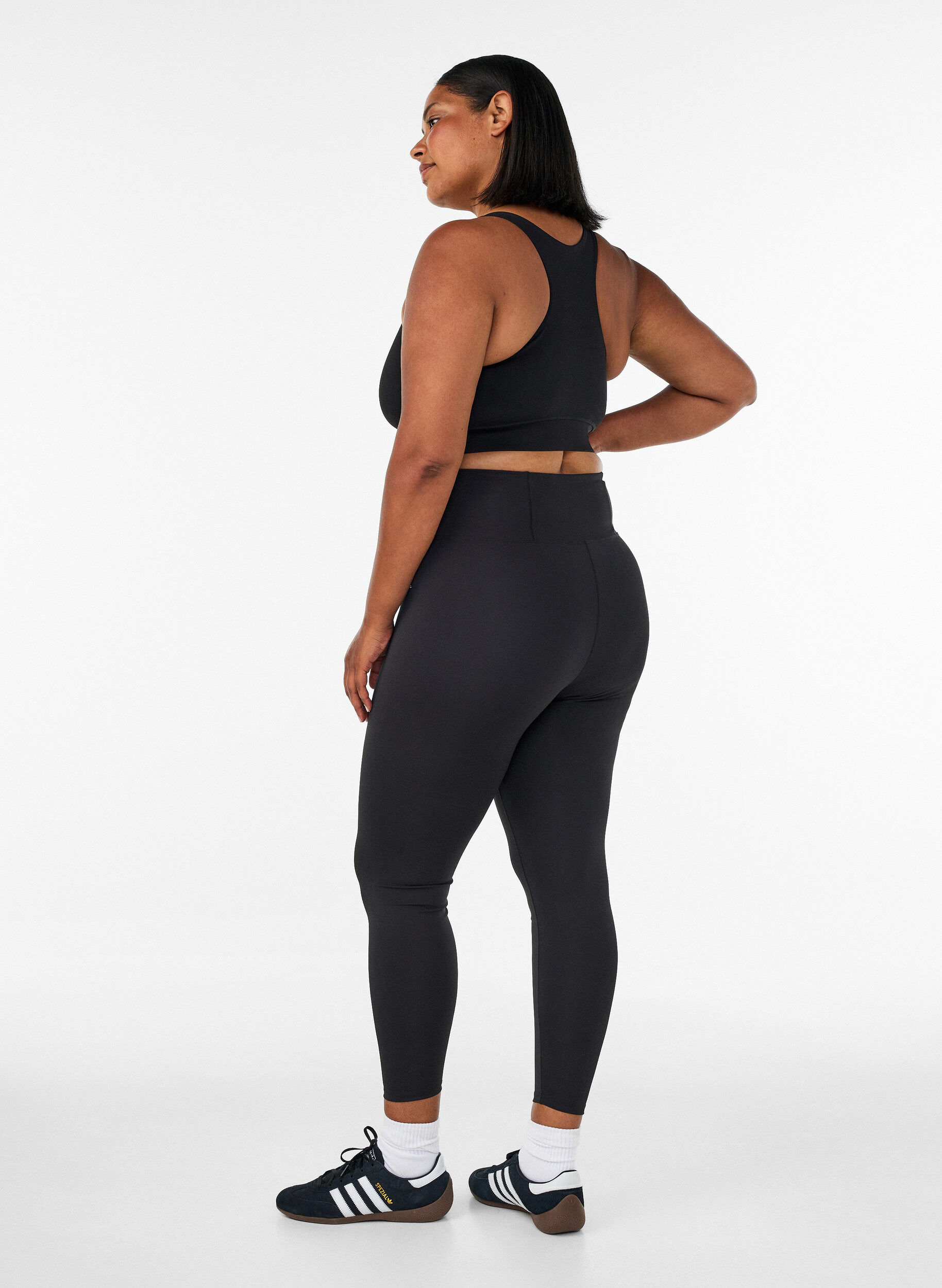 ZizziTrainingstights mit hoher Taille und Tasche im Bund, Schwarz, Model image number 1
