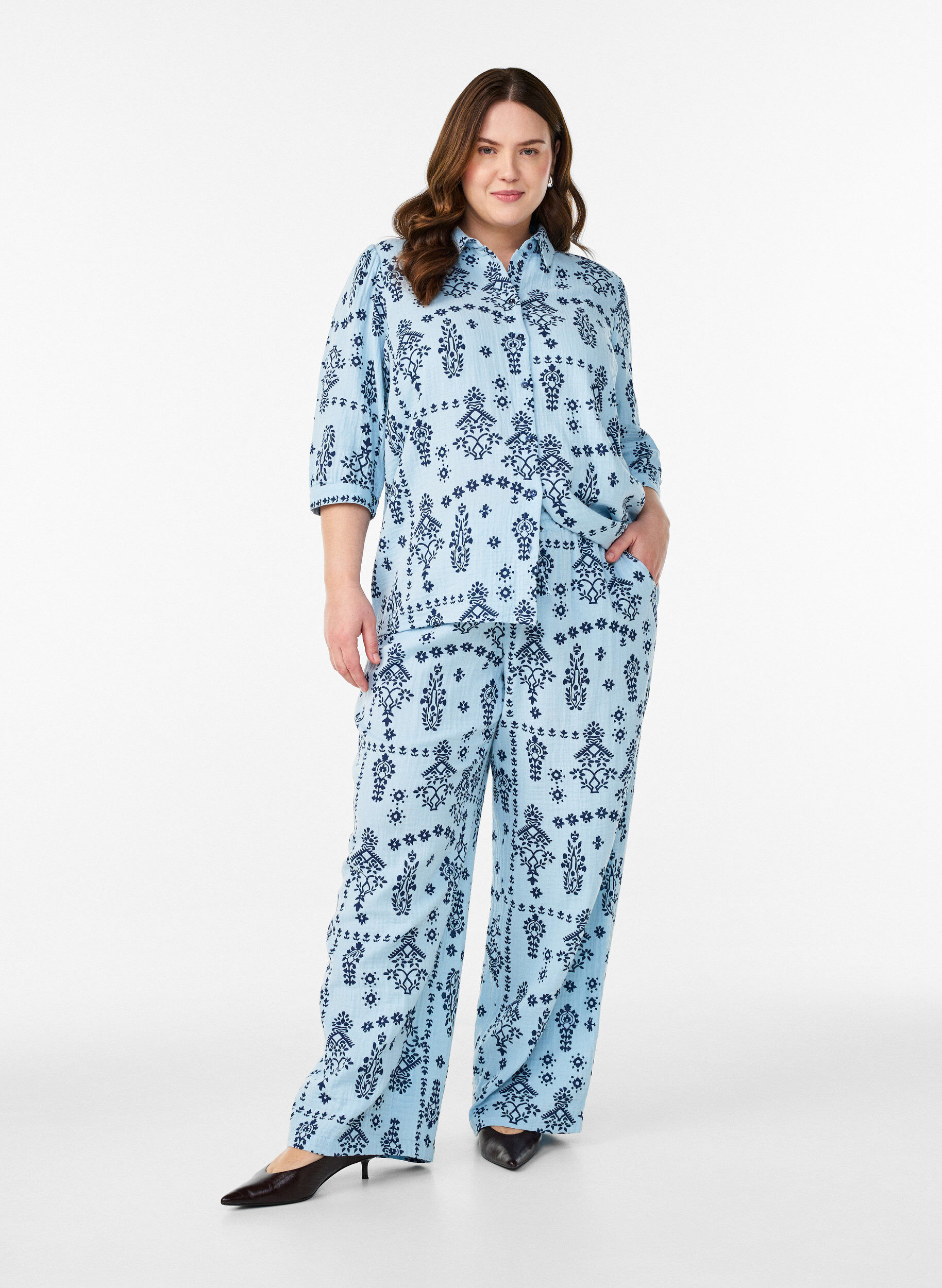 ZizziHemdbluse mit 3/4-&Auml;rmeln, Blau, Model image number 1