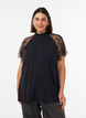 Bluse mit kurzen &Auml;rmeln aus Spitze und hohem Kragen, Schwarz, Model image number 0