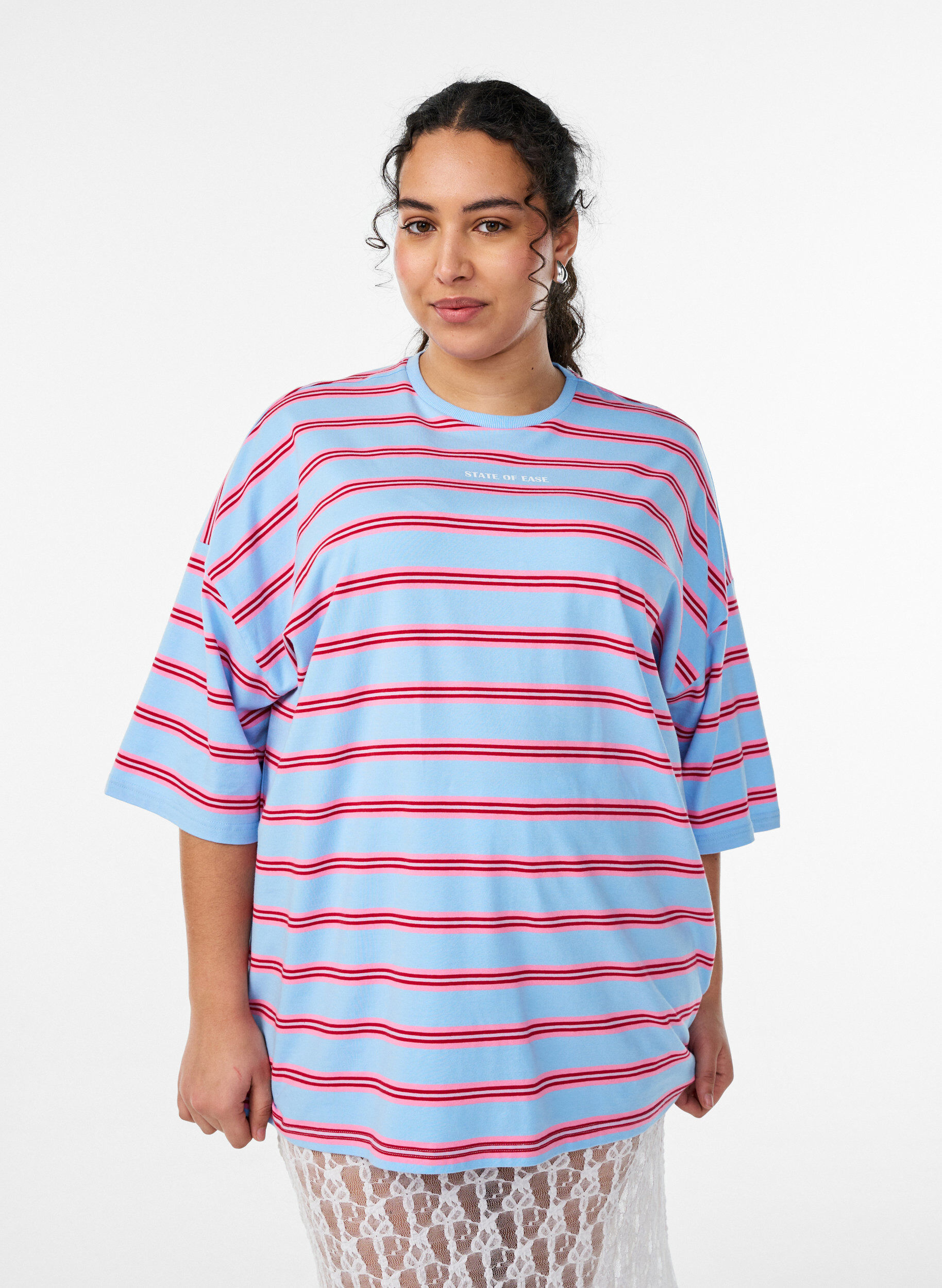 ZizziOversize-T-Shirt mit Streifen und 1/2-&Auml;rmeln, Blau, Model image number 0