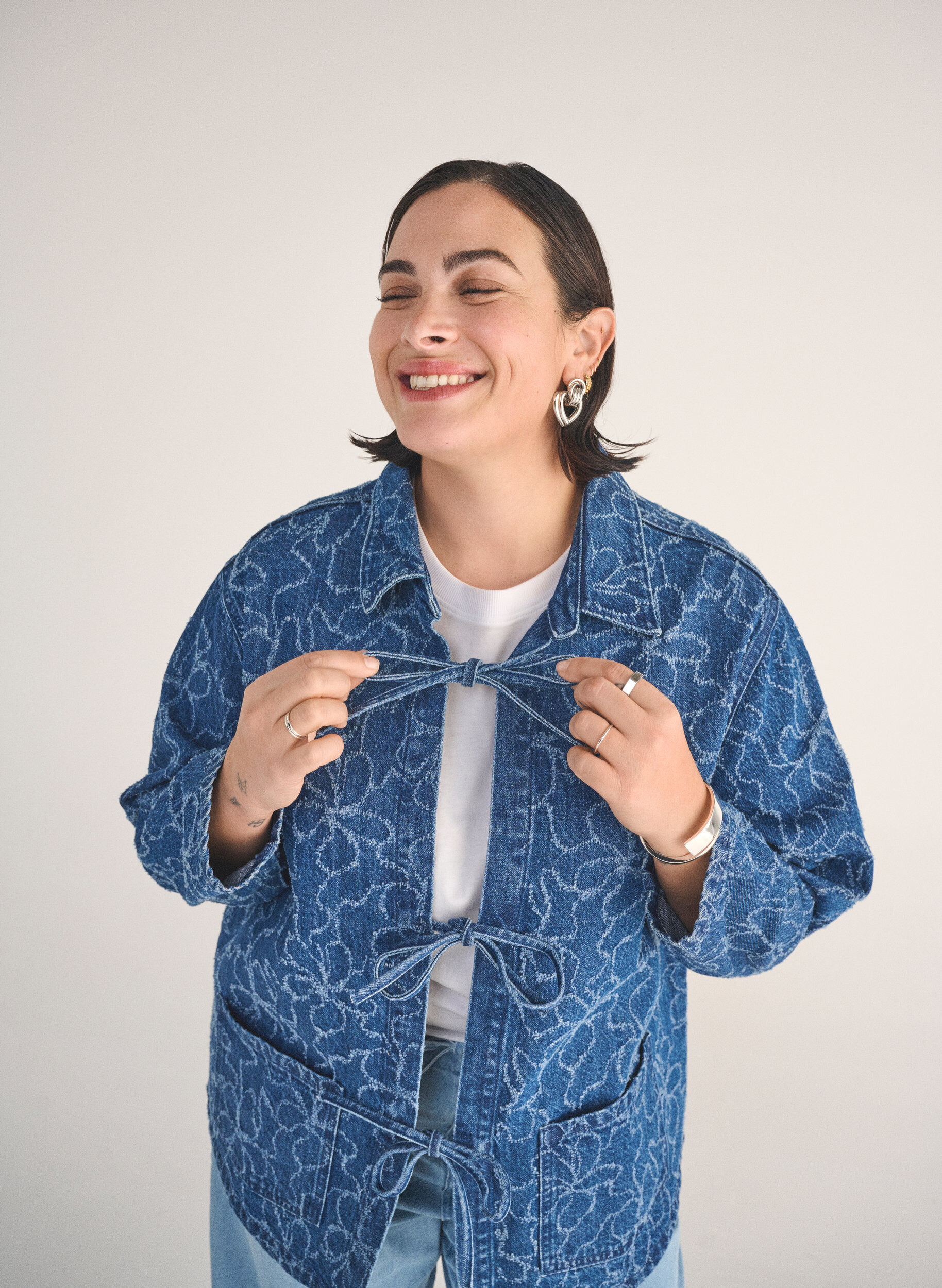 ZizziJeansjacke mit Bindeverschluss und Taschen, Blue Denim Destroy, Image image number 0