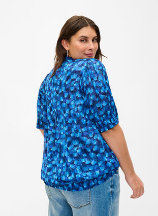 Kurzärmelige gesmokte Bluse mit Print, Navy Blazer Leaf AOP, Model image number 1