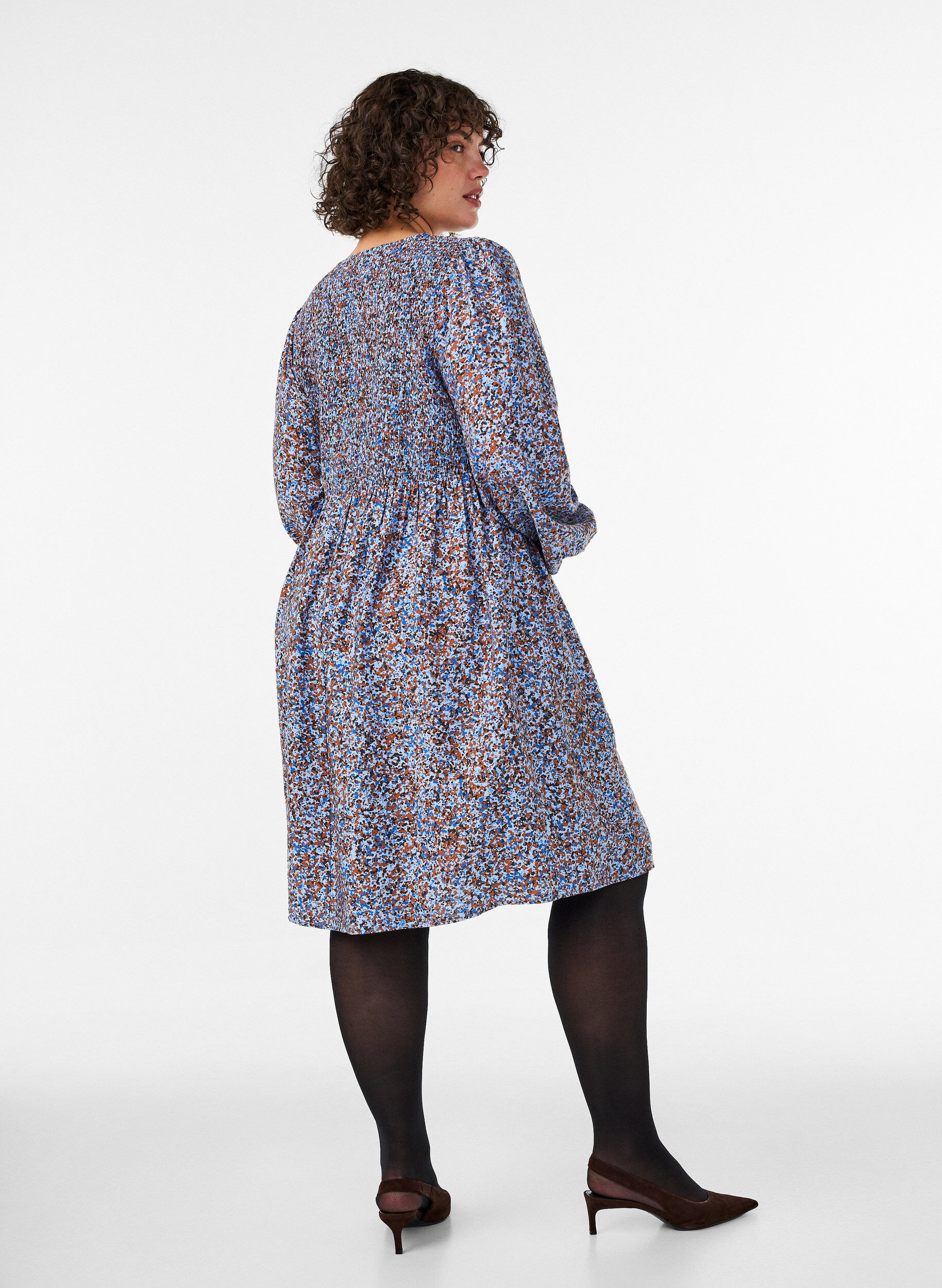 ZizziKleid aus Viskose mit Smock und Allover-Muster, Blau, Model image number 2