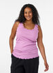 Top mit Spitzensaum, lila, Model image number 0