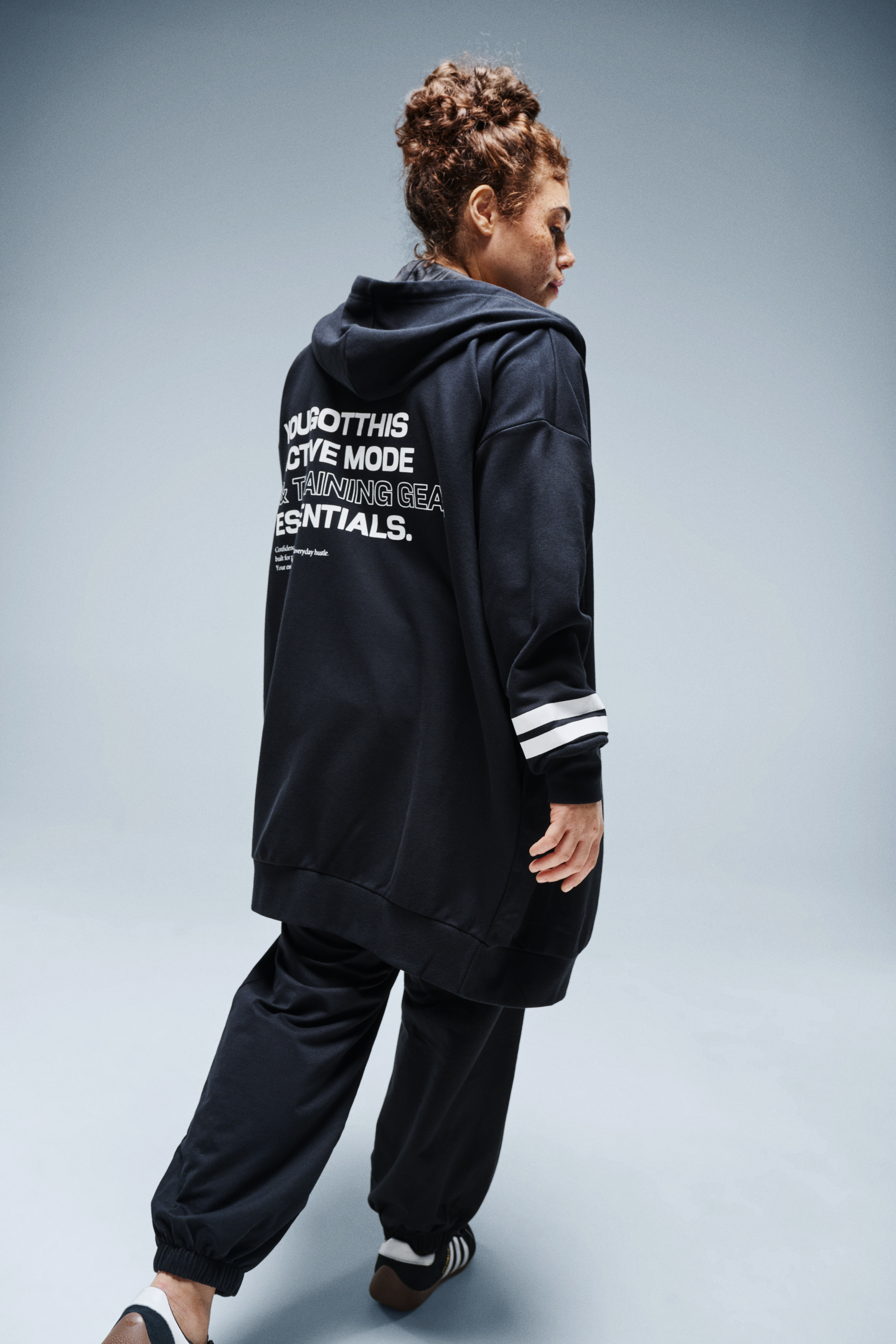 ZizziLanger Sweat-Cardigan, , Model