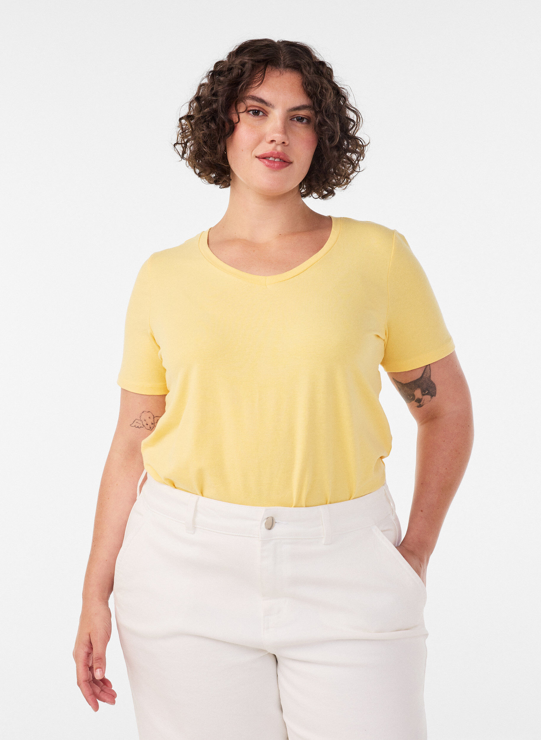 ZizziEinfarbiges basic T-Shirt aus Baumwolle, Gelb, Model image number 0