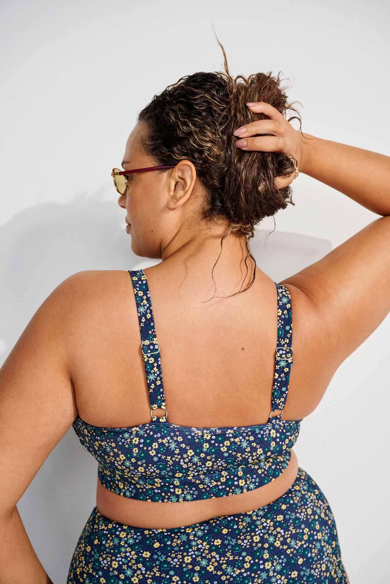 ZizziBlumiger Bikini, , Model