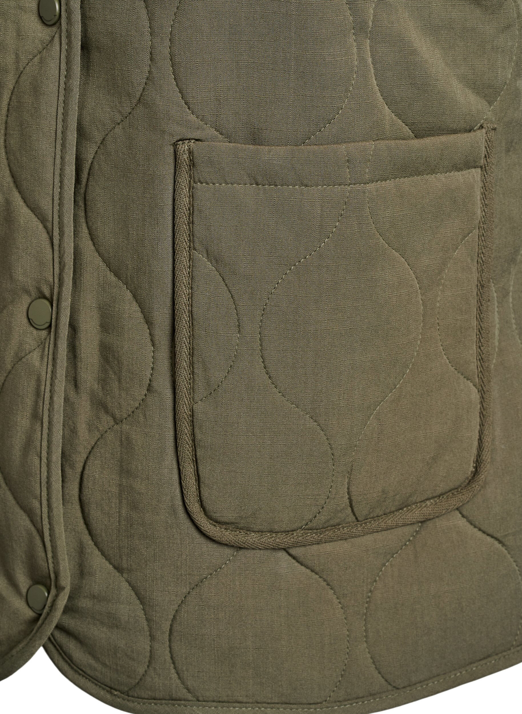 ZizziSteppjacke mit Kn&ouml;pfen und Taschen, Gr&uuml;n, Packshot image number 3