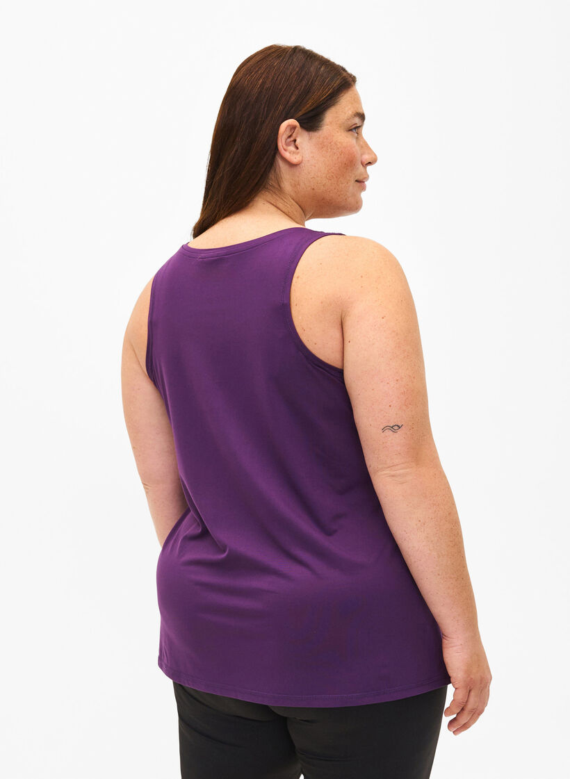 Trainingsoberteil mit Rundhalsausschnitt, Purple Pennant, Model image number 1