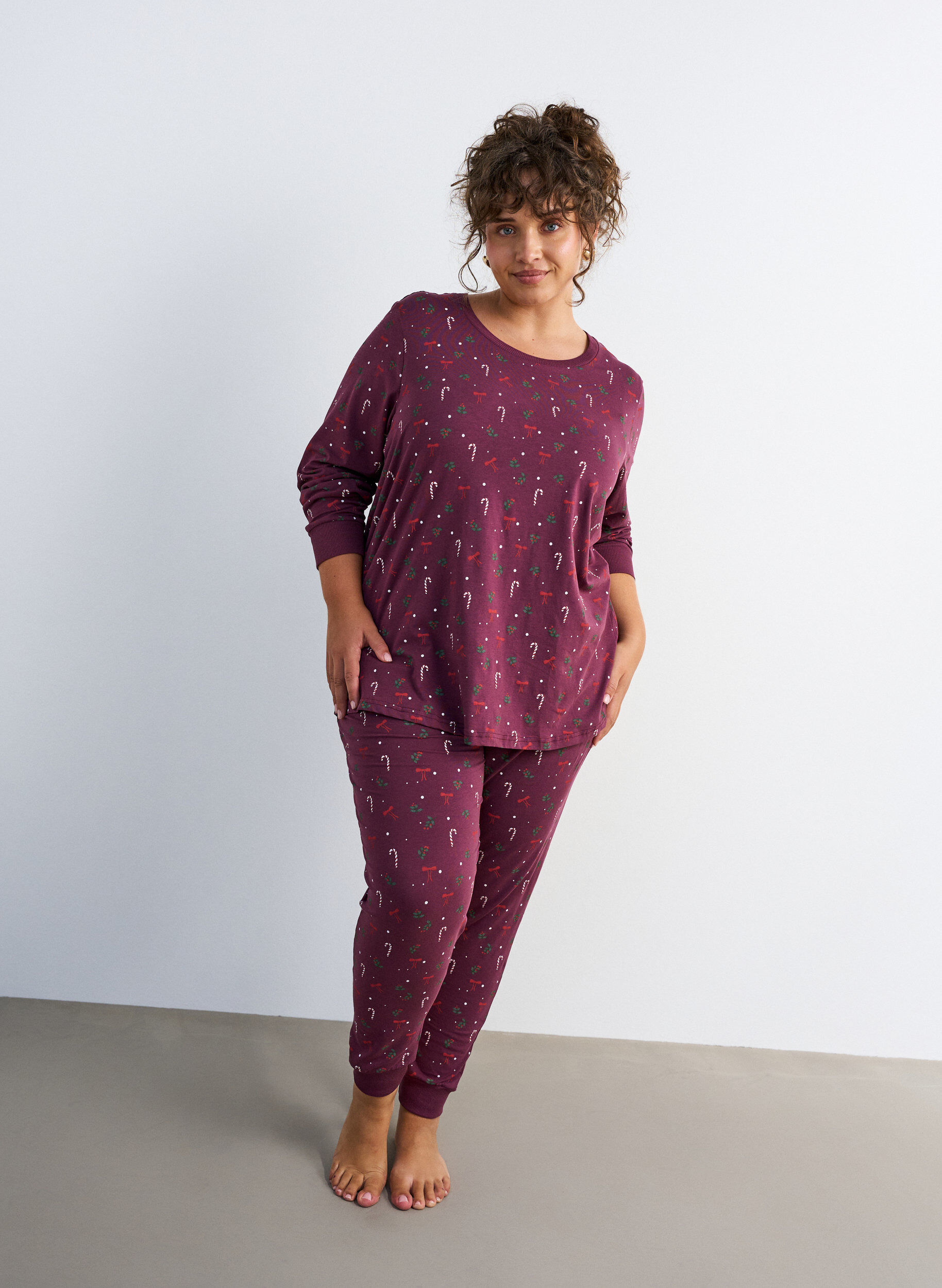 ZizziNachtbluse mit Print, Dunkles Bordeaux, Model image number 1