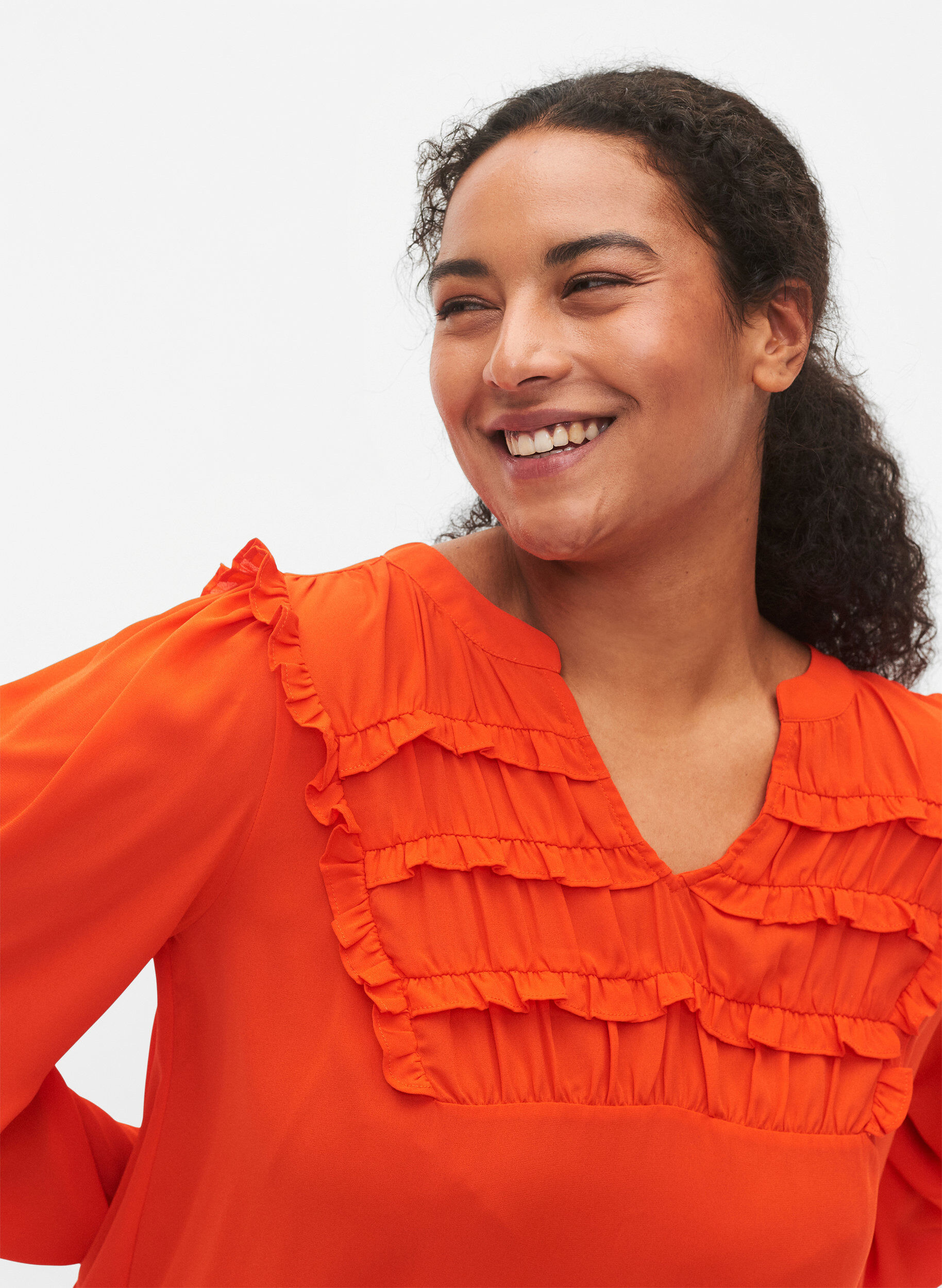 ZizziLang&auml;rmlige Bluse mit R&uuml;schendetails, Orange.com, Model image number 2