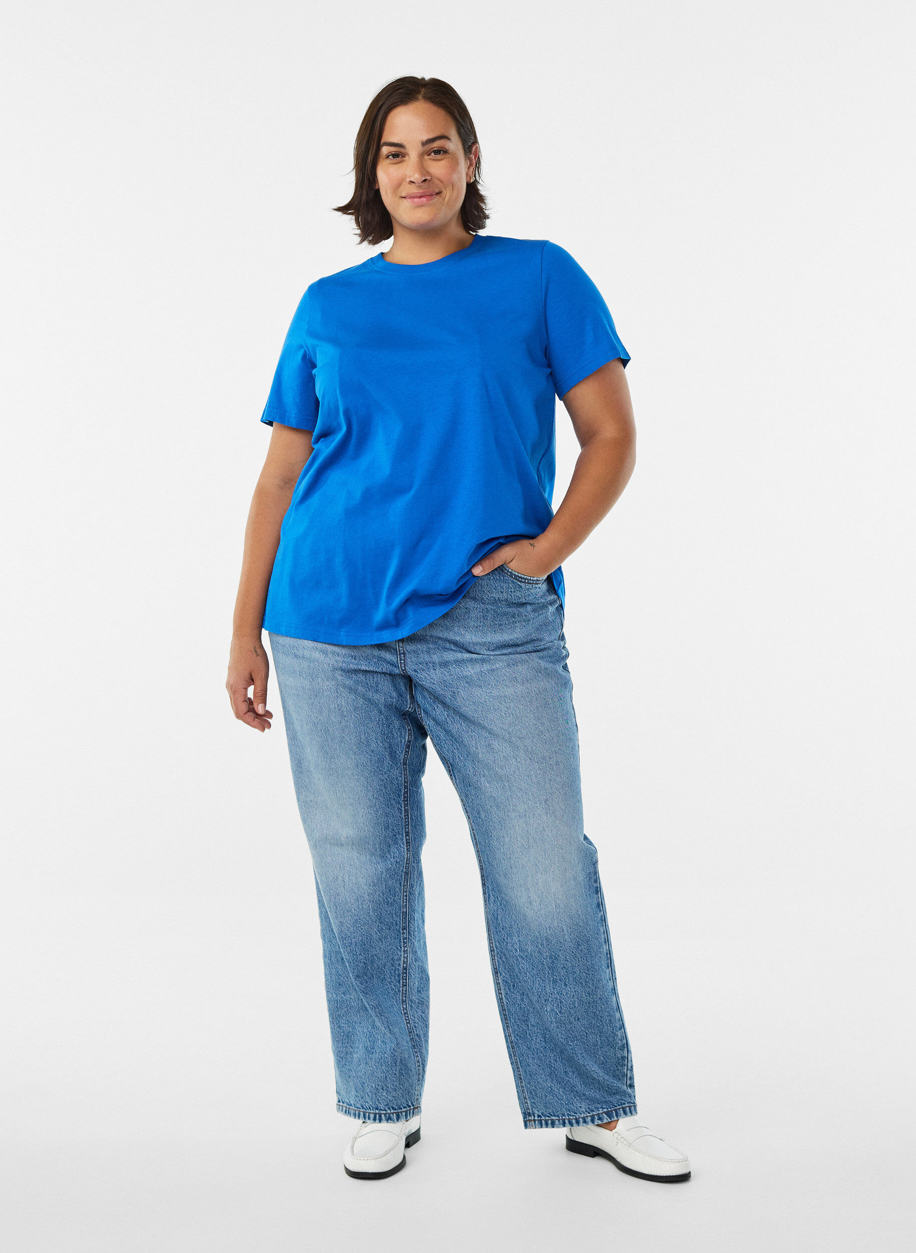 ZizziBasic-T-Shirt aus Baumwolle mit Rundhalsausschnitt, Blau, Model image number 1