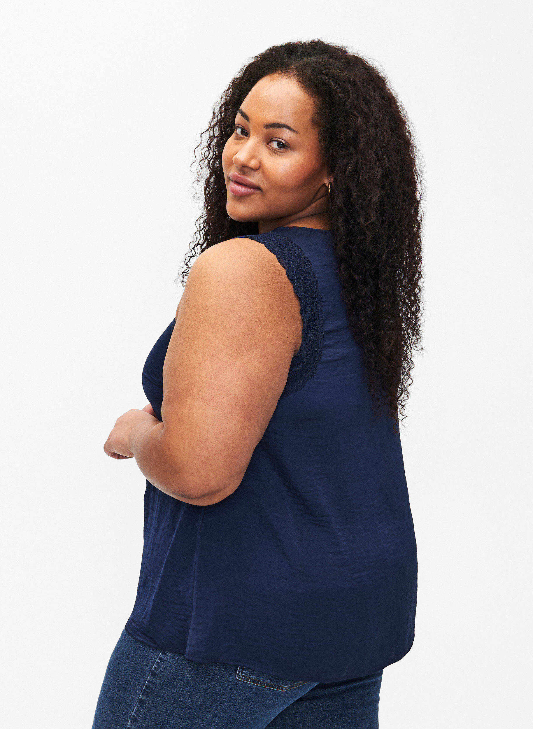 ZizziOberteil mit Spitze und Kreuzdetail, Navy, Model image number 1