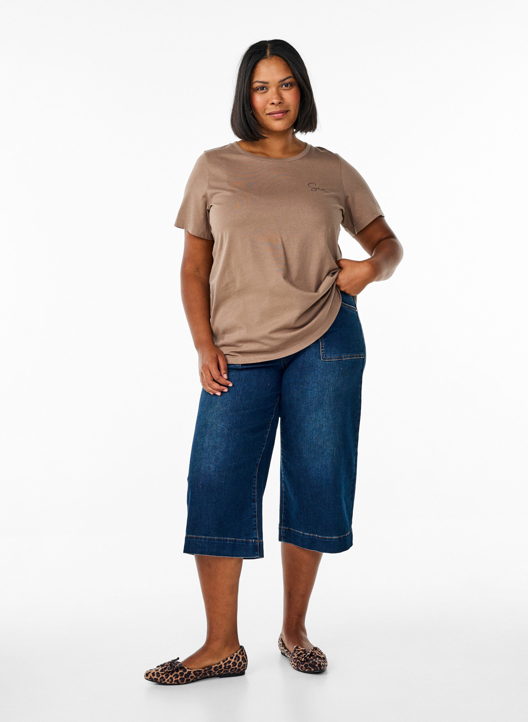 ZizziT-Shirt mit Printdetails auf der Vorder- und R&uuml;ckseite, Braun, Model image number 1