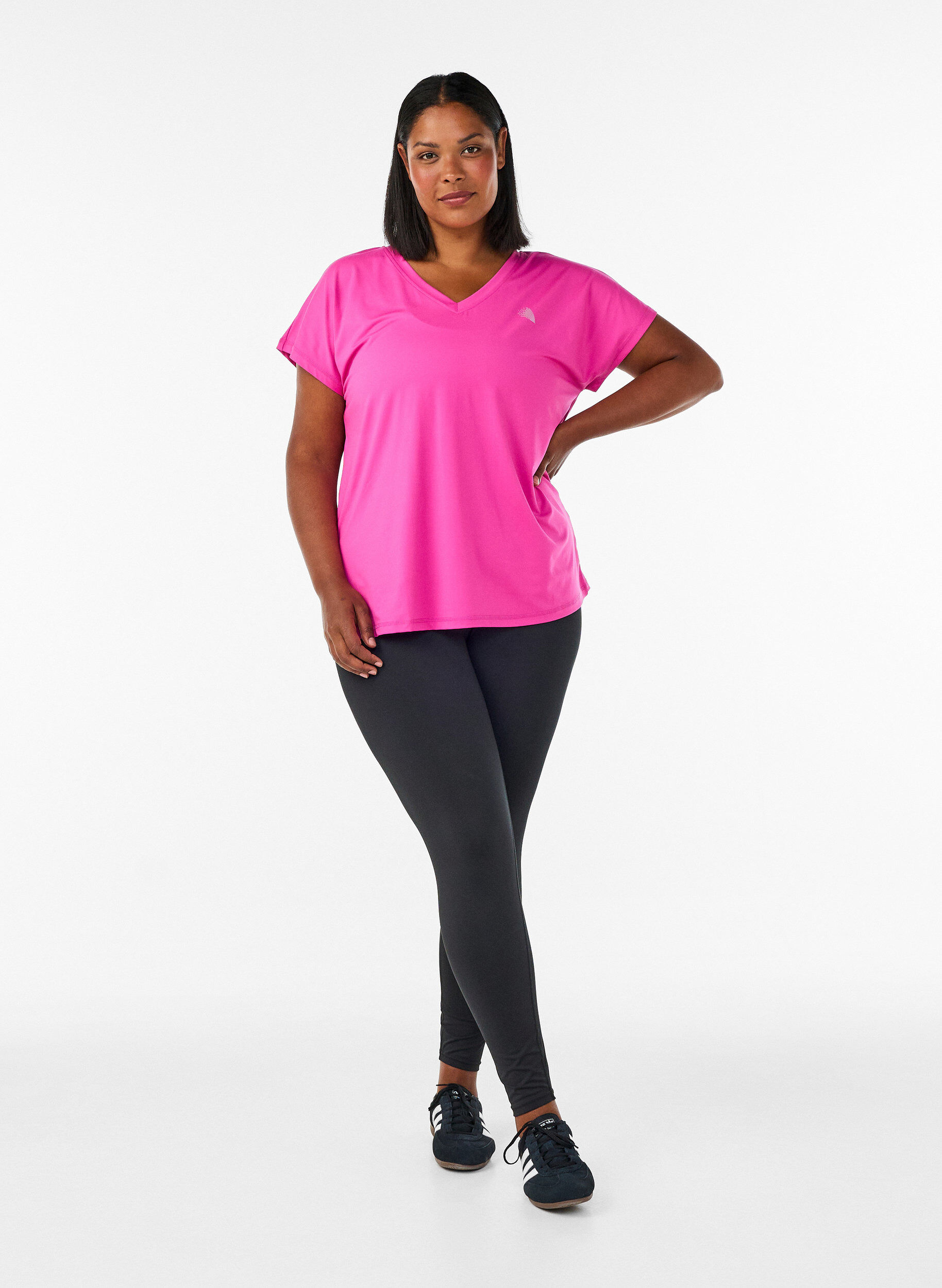 ZizziLockeres Trainings-T-Shirt mit V-Ausschnitt, Pink, Model image number 1