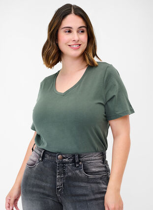 Basic T-Shirt, Urban Chic, Model image number 0