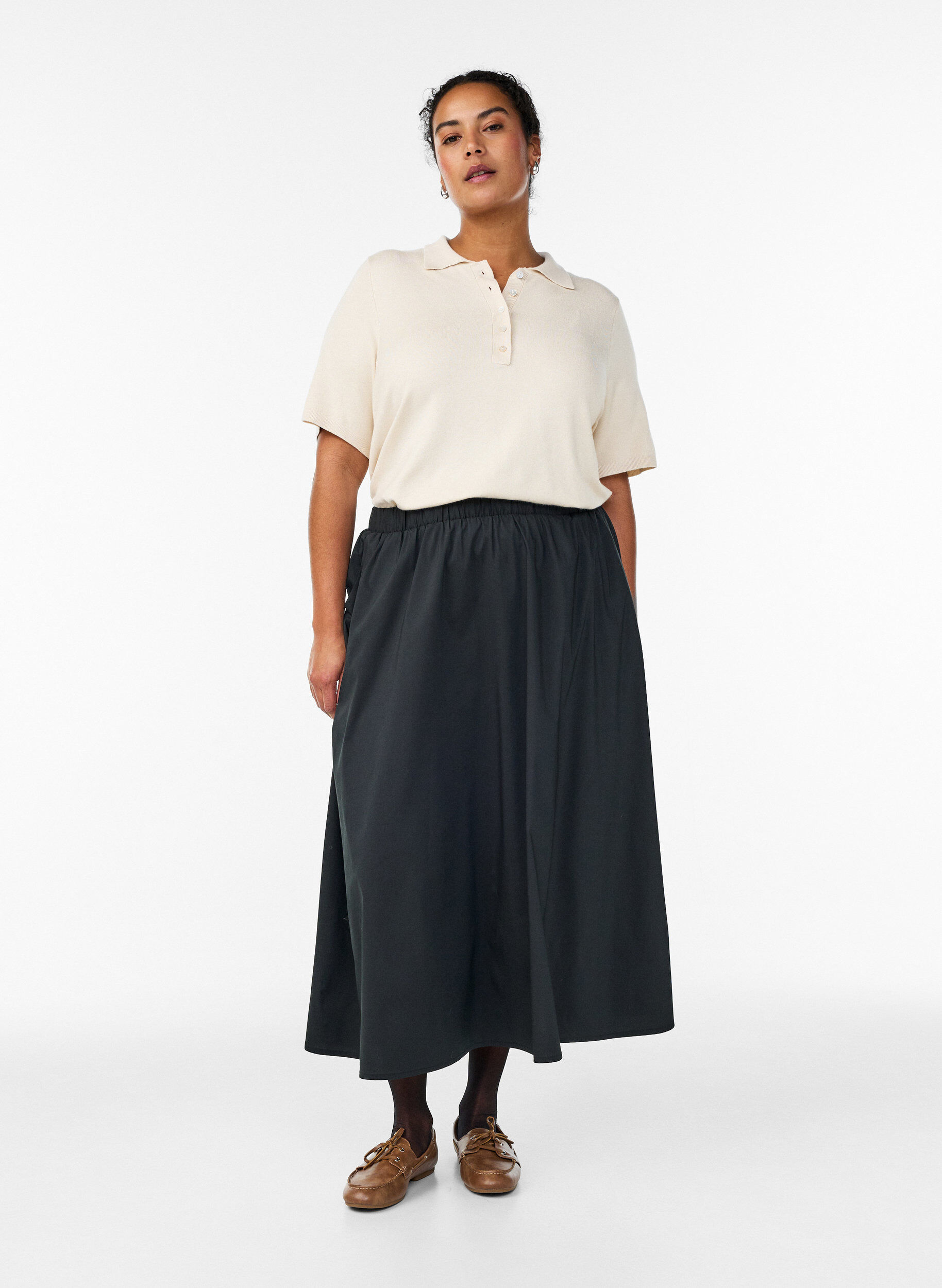 ZizziFeinstrick-Poloshirt mit kurzen &Auml;rmeln, Beige, Model image number 0