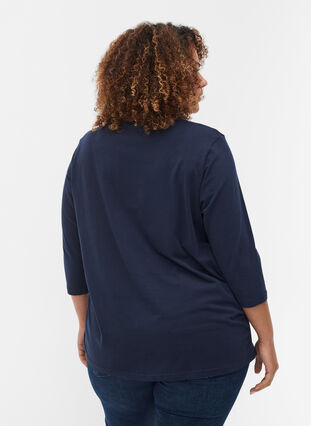 Einfarbiges T-Shirt aus Baumwolle mit 3/4-Ärmeln, Navy Blazer, Model image number 1
