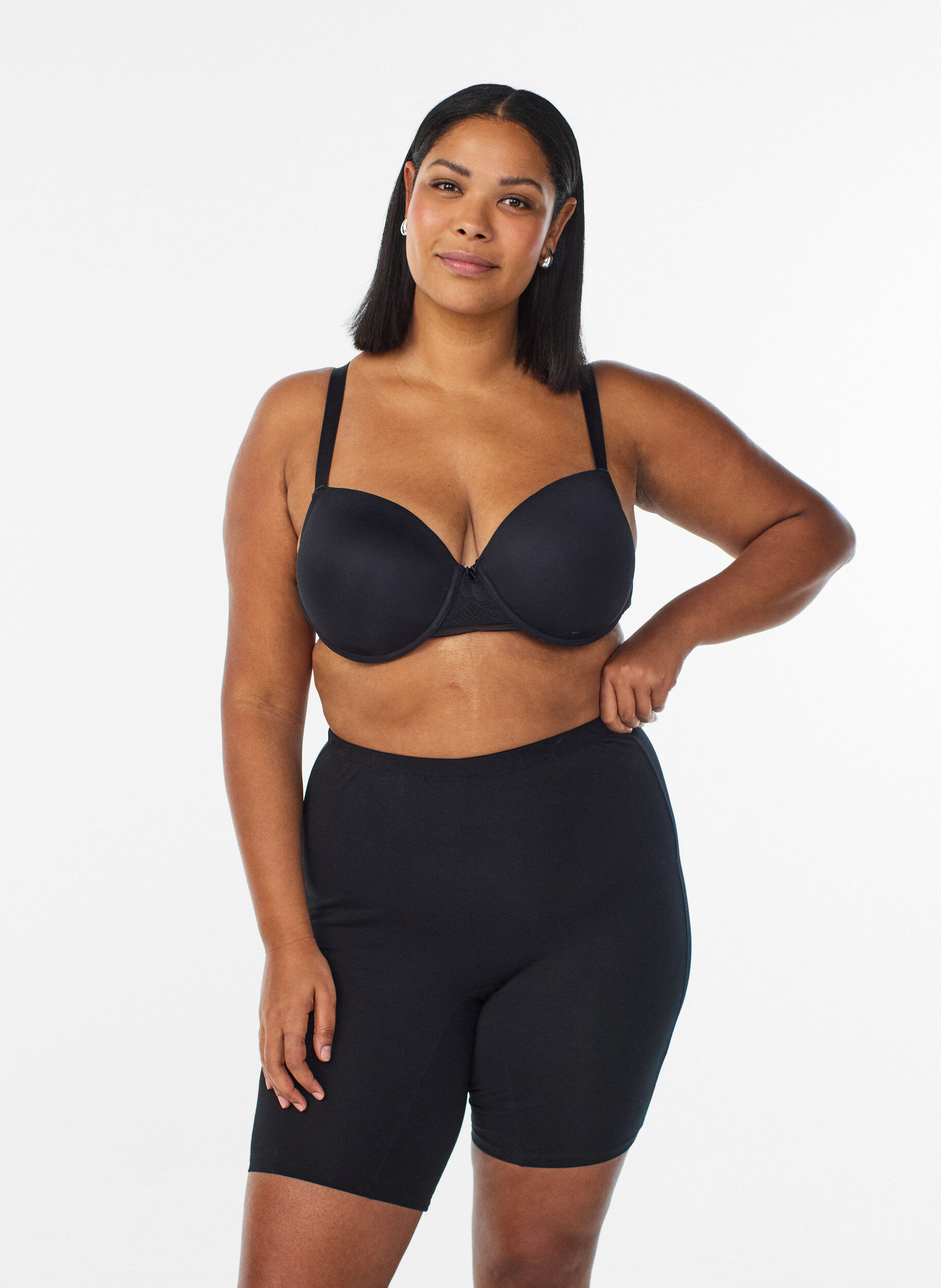 ZizziSlip aus Baumwolle mit langem Bein, Schwarz, Model image number 0