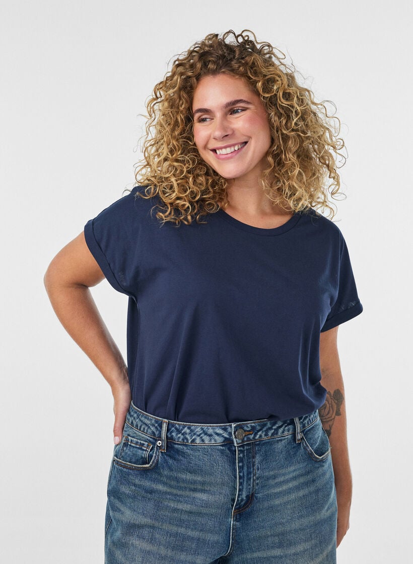 Kurz&auml;rmeliges T-Shirt aus einer Baumwollmischung, Blau, Model image number 0