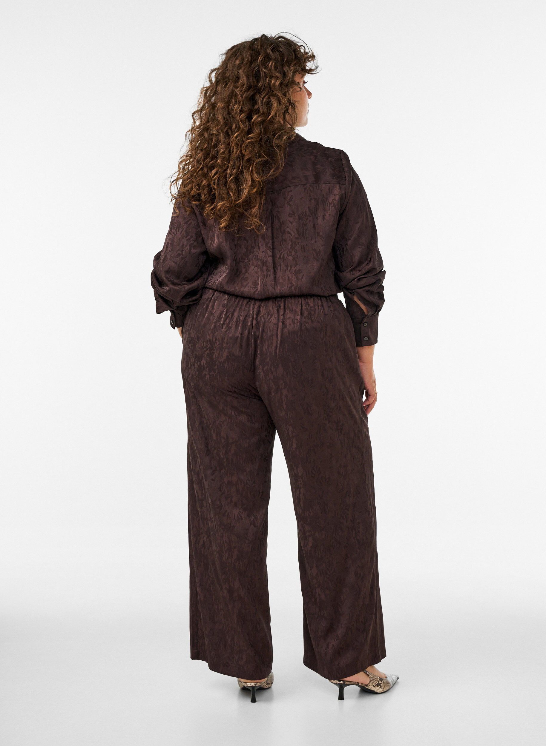 ZizziWeite Hose mit Paisleymuster und hoher Taille, Braun, Model image number 1